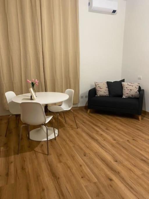 Apartmán La Casa Di Amalia Rho Exteriér fotografie